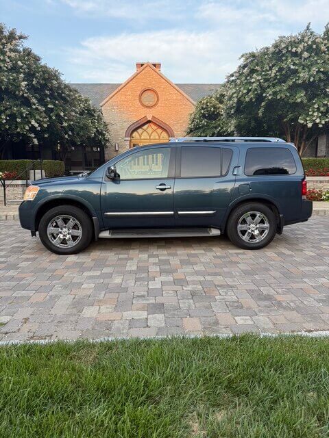 2013 Nissan Platinum